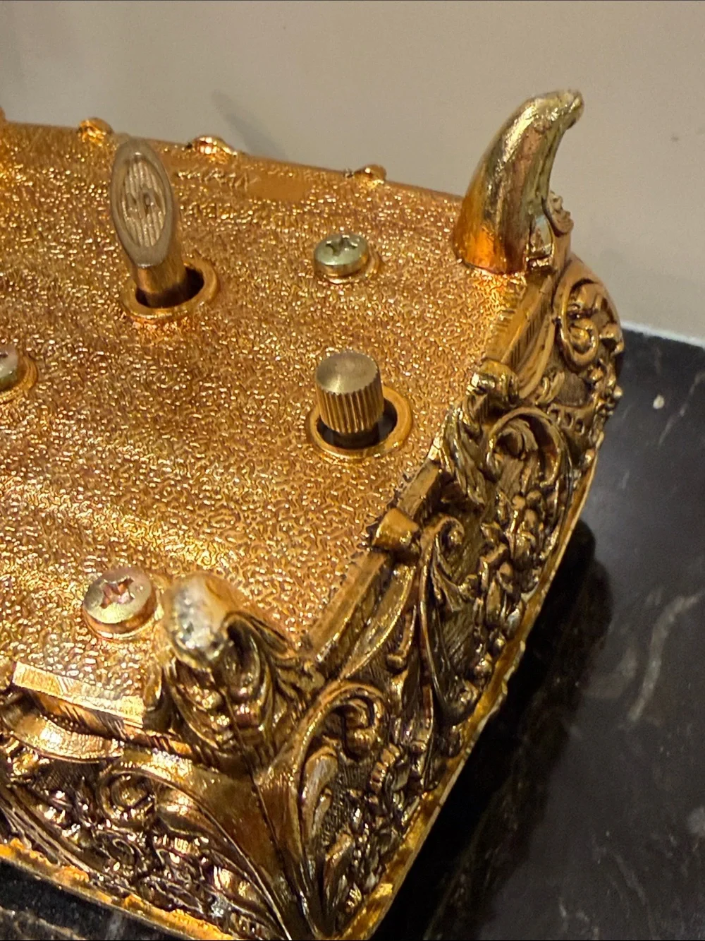 Ornate Gold Glass Top Jewelry Box with Green Velvet Interior